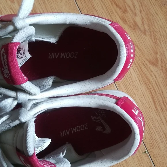 Shoes - Picture 8 of 8